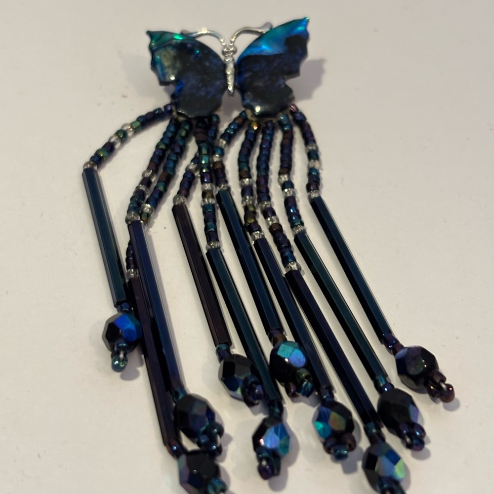 Elegant Brooch Iridescent Blue Green Butterfly Dangle Bugle Beaded Jewelry